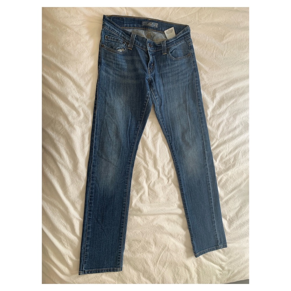 Levi’s Tilted low rise 504 Jean